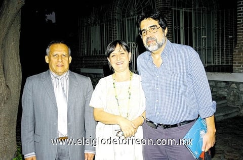 21102010 Fernando Rangel, Silvia Castro y Juan Towns.