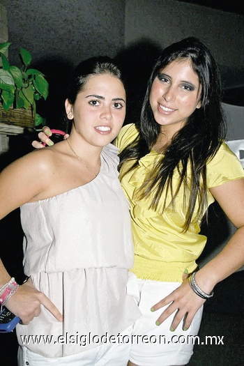 24102010 Silvia y Roberta.