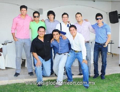 24102010 Javier, Ricardo, Jorge, Jaime, Alejandro, Jesús, Roberto, Aarón y Miguel.