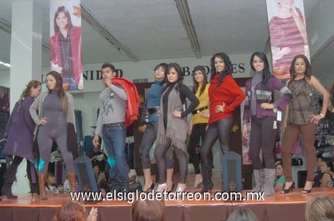 24102010 Fernanda López, Miguel López, Ana Galván, Laura Macías y Esther Cuevas.