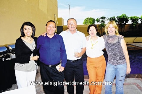 24102010 Mayela, Homero, Pancho, Leonor y Ana. EL SIGLO DE TORREÓN/ ÉRICK SOTOMAYOR