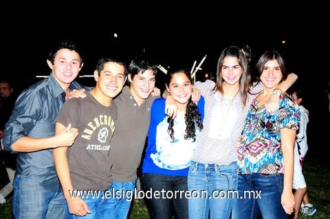 Diego Izaguirre, Jesús Riveroll, Héctor Siller, Ángela Fernández, Diana Calvete y Marilore Murra.