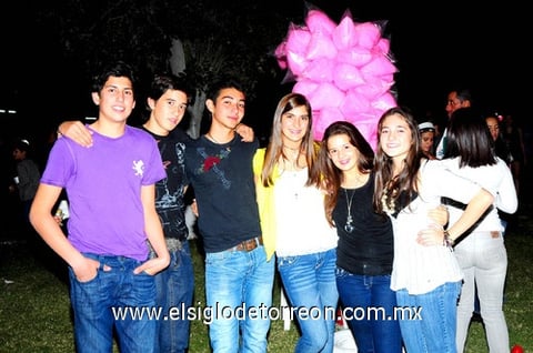 Fernando, Fer, Javier, María, Sofía e Ilse.