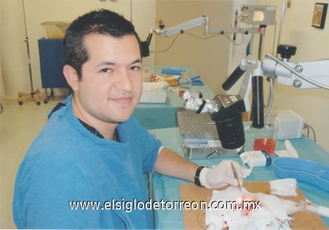 23102010 Médico Miguel Ángel Alonso Hernández.  EL SIGLO DE TORREÓN