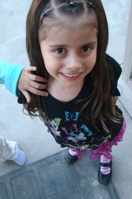 Andrea en el cumple de mi hermanito Elías. Fotografía enviada por Adrycen.