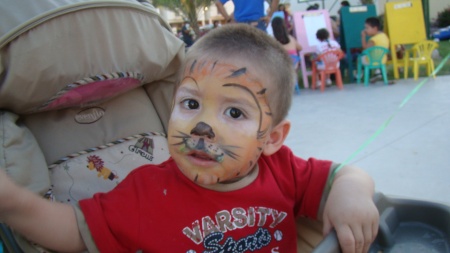 Festejando un día del niño, en Senderos. Fotografía enviada por Adrycen.