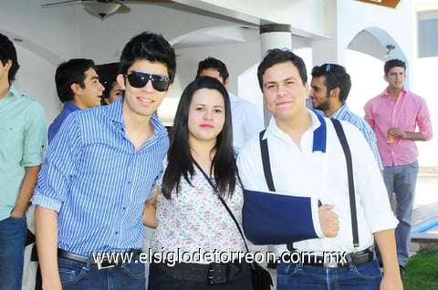 26102010 Miguel Pineda, Alejandra Díaz y Roberto González. EL SIGLO DE TORREÓN/ ÉRICK SOTOMAYOR