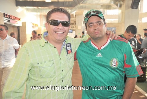 26102010 Ninive y Gerson Licerio.