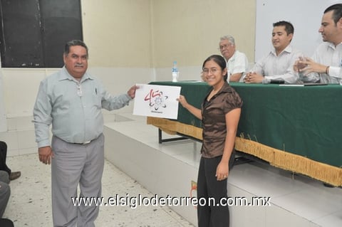 27102010 Dentro de los festejos de la institución educativa, se realizó un concurso de creación de logotipo con motivo del 45 aniversario.