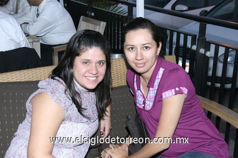 28102010 Gaby de Anda y Talía Romero.