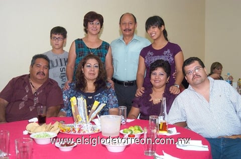 28102010 José, Karen, Isis y Laura Flores Hernández, Timo Isaías, Rocha y Karla.