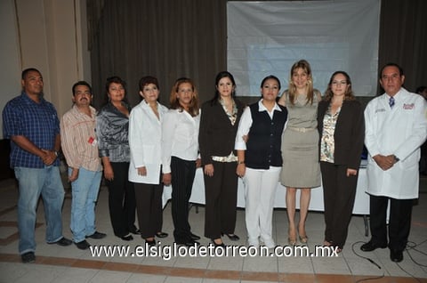 28102010 Jesús Banda, Raúl Flores, Carlota Santillana, Patricia Zamora, Luz María García, Lizeth Ponce, América Acosta, Elizabeth de Carmona, Juanita Cedillo y Cecilio Medina Elizondo.