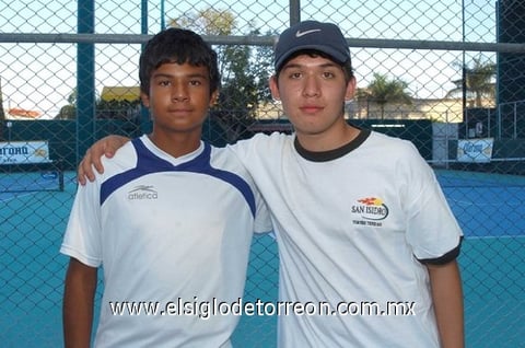 30102010 Alejandro Sosa y Jesús Enrique Maury.