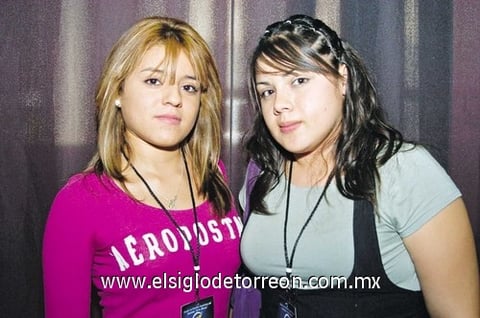 01112010 Kenia Castro y Nallely García.  EL SIGLO DE TORREÓN /JESÚS HERNÁNDEZ