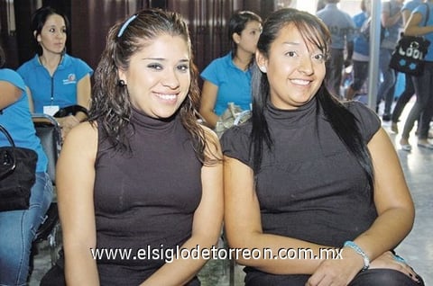 01112010 Mariana Aguayo y María Eugenia Gutiérrez.