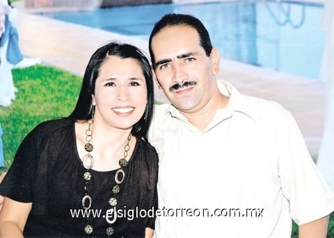 01112010 Emmanuel Palomares y Claudia Castillo de Palomares.