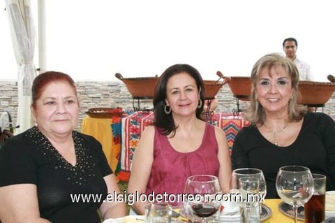 01112010 Cuquita de Elías, Susana Elías Saiza y Lulú de Ramos.  EL SIGLO DE TORREÓN/ RAMÓN SOTOMAYOR W.