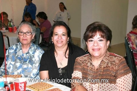 02112010 Marianela, Diana y Laura.