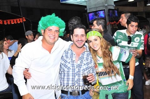 03112010 Eduardo Flores, Roberto Sada y Norma Suárez.