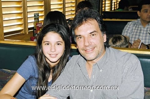 03112010 Lorena y Carlos González.