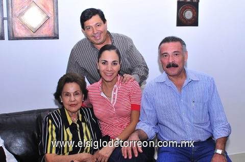 03112010 Chela, Ivette, Enrique y Martín.