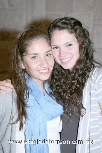 04112010 Daniela y Paola.