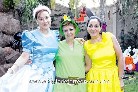 05112010 Rosy, Marina y Tensy.