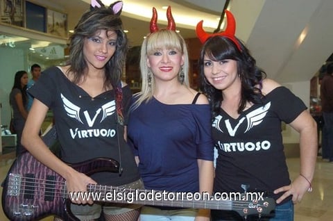 06112010 Nadisha, Araceli y Ángeles.