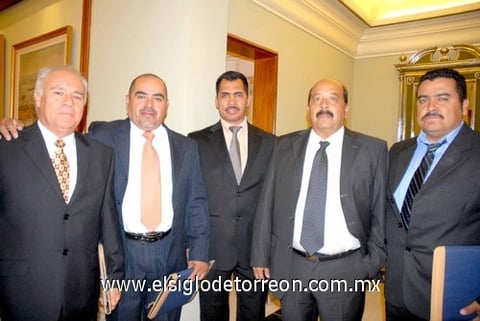 09112010 Carlos Merino, Jesús Simental, Francisco Vázquez, Óscar Sáenz y Eduardo Aguirre.