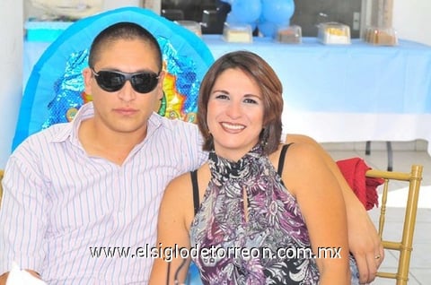 10112010 José Elías y Elsa González de Elías.