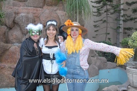 Carmen, Paty y Carito.