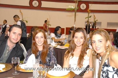 Alejandro Teele, Andrea Espada, Mónica Gutiérrez y Abi Calvete.