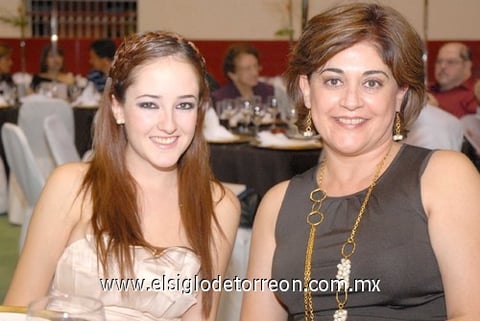 Cinthia y Olivia.