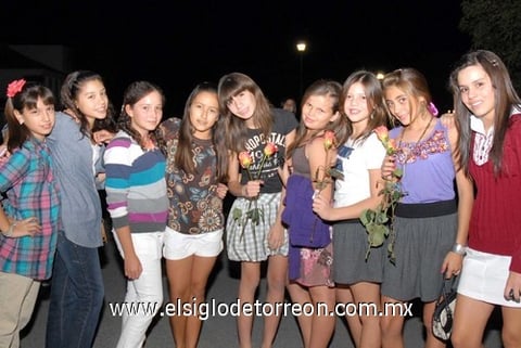 Dora, María, Fernanda, Mónica, Lorena, Ilse, María José, Greta y Alejandra.