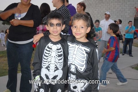 Bruno y Santiago.