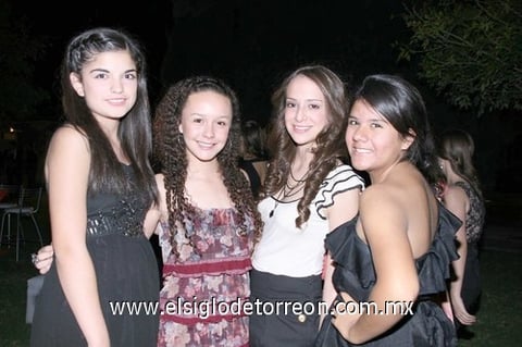 Isabela, Paloma, Malena y Olga.