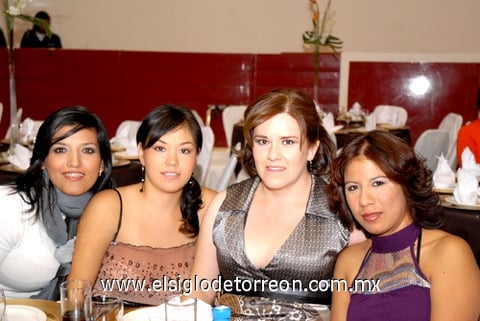 11112010 María Luisa Carrillo, Claudia Reyes, Verónica Zandate y Sayra Contreras.