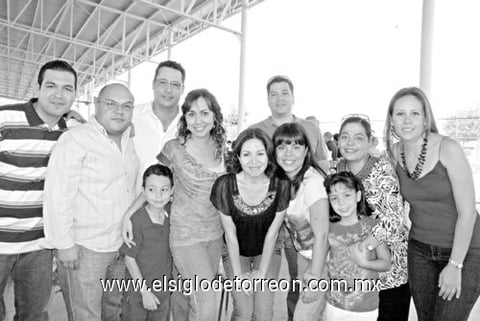 12112010 Luis Ayala, Honorio Alfani, Édgar Picazo, Alberto Albores, Tunie Mireles, Mónica Reyna, Sonia García, Mara Muñoz, Píldora y Paty Mitre.