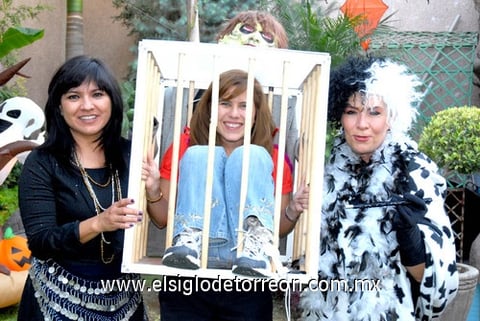12112010 Gloria, Susy y Lety.