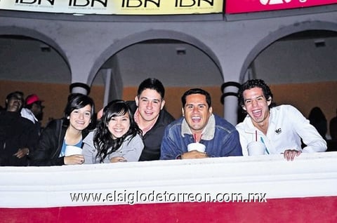 14112010 Lorena, Karla, Hugo, Omar y Karim.