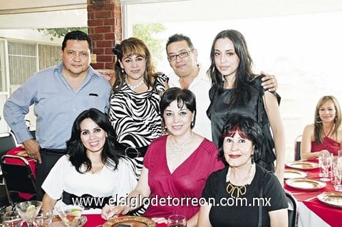 14112010 Paty Cardona, Arcelia Ayup, Imelda Ortiz, Héctor Gramillo, Blanca Maltos, Roberto López y Tábata Ayup.