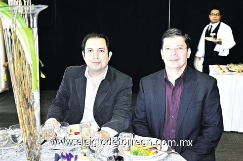 14112010 Luis Felipe González y Ernesto Woessner.
