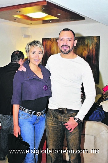 14112010 Lupina Mares y Víctor Cantú.