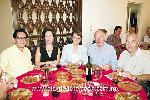 14112010 Manuel Medina, Sandra López, Yeye Romo, Mario Castilla y Ben Widen.