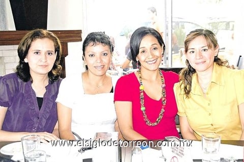 14112010 Diana de Martog, Lulú de Castro, Vero de Lara y Gaby de Nevárez.
