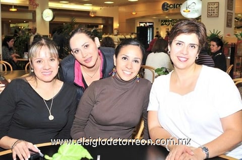 13112010 Julia María, Arlet, Alejandra y Sofía.
