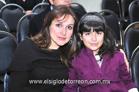 13112010 Liliana Rodríguez y Ana Paula Adame. EL SIGLO DE TORREÓN/ ÉRICK SOTOMAYOR
