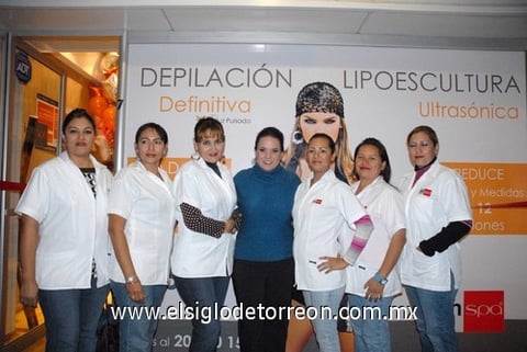 13112010 Juanis Alemán, Lulú Herrera, Irma Durán, Érika Páramo, Bety de la Rosa, Gaby Hernández y Angélica Tamayo.