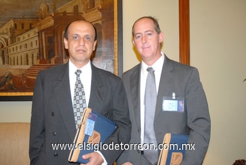 17112010 Jaime Muñoz, Ale Rodríguez y Rafael Rosell.