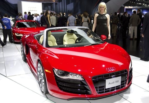 El nuevo Audi R8 fue presentado en el Salón Internacional del Automovil de Los Ángeles, Estados Unidos.